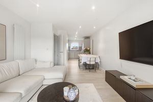 Photo 16- click for photo gallery